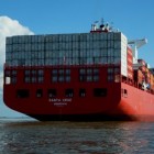 Containerschepen: giganten van de zee en havens
