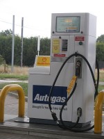 Een voorbeeld van een LPG (autogas) automaat bij een tankstation. / Bron: Robert Brook, Wikimedia Commons (CC BY-2.0)